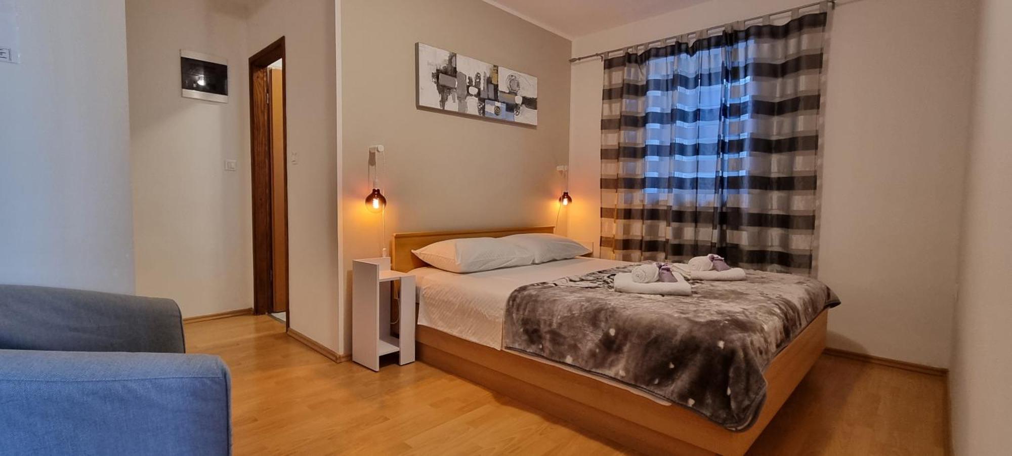 Apartment Rajci Cres Exterior photo